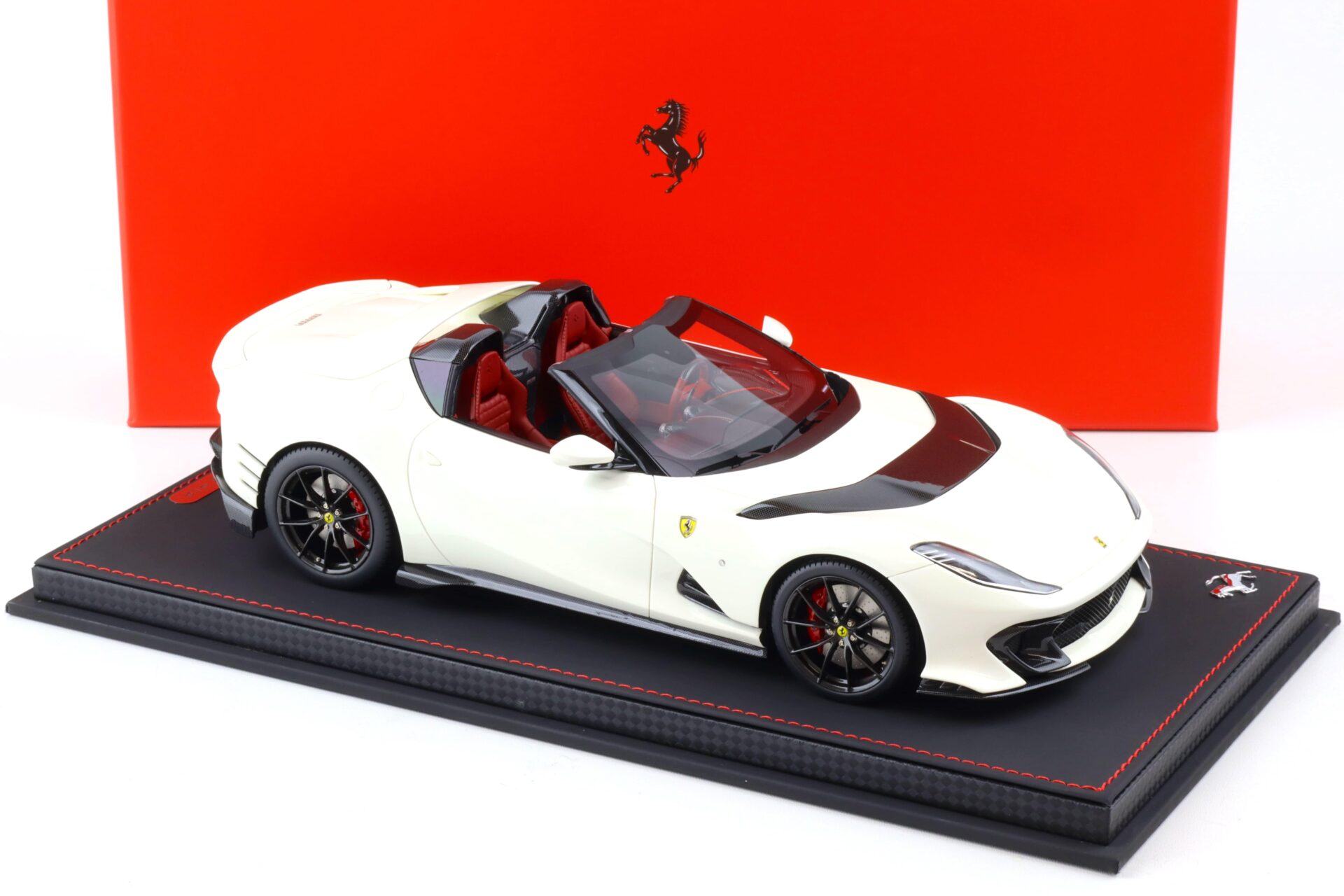 1:18 BBR Ferrari 812 Competizione A Avus white/ red interior - with Showcase - Limited 24 pcs.