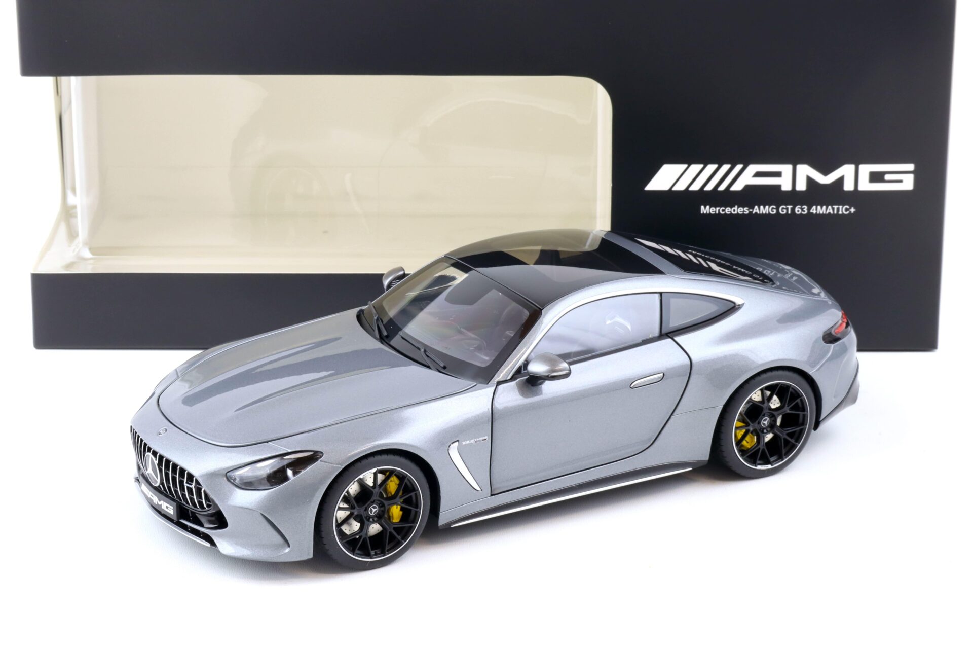 ID 88005 orig.jpg 1:18 NZG Mercedes AMG GT 63 4Matic+ selenite grey GTC192 DEALER VERSION