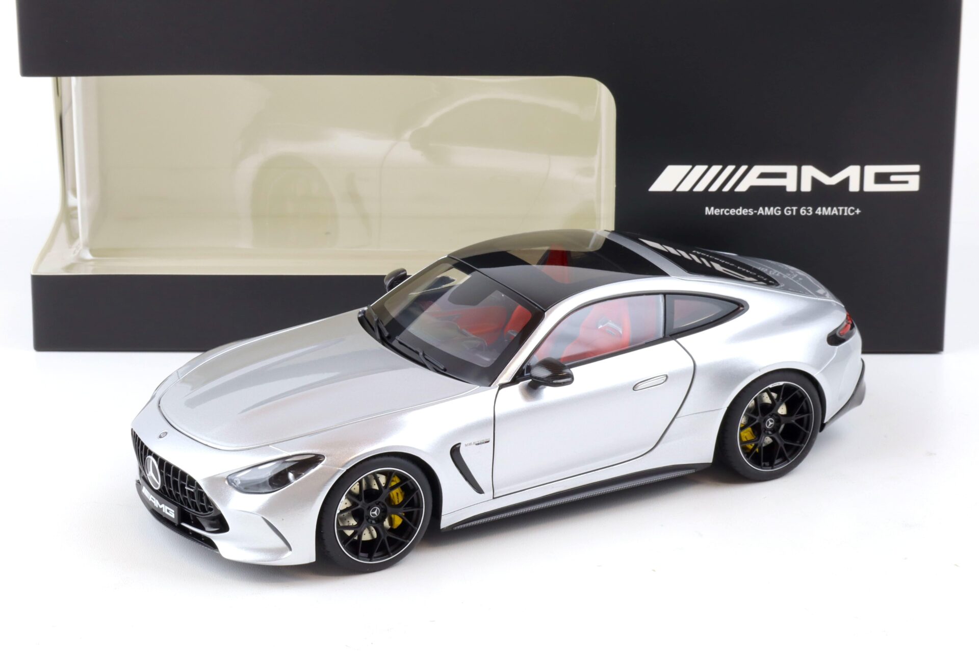 1:18 NZG Mercedes AMG GT 63 4Matic+ high-tech silver GTC192 DEALER VERSION