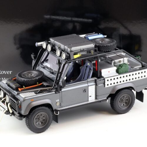 1:18 Kyosho Land Rover Defender Movie Edition Tomb Raider Lara Croft KSR08903TR