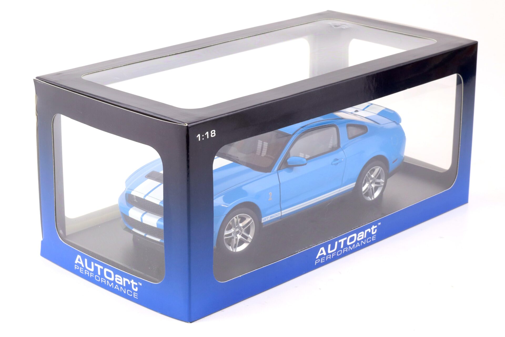 1:18 AUTOart 2010 Ford Shelby GT500 Coupe Grabber blue/ white stripes 72916