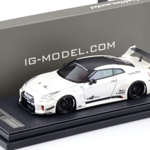 1:43 Ignition Model IG2541 Nissan LB-Silhouette WORKS GT Nissan 35GT-RR white