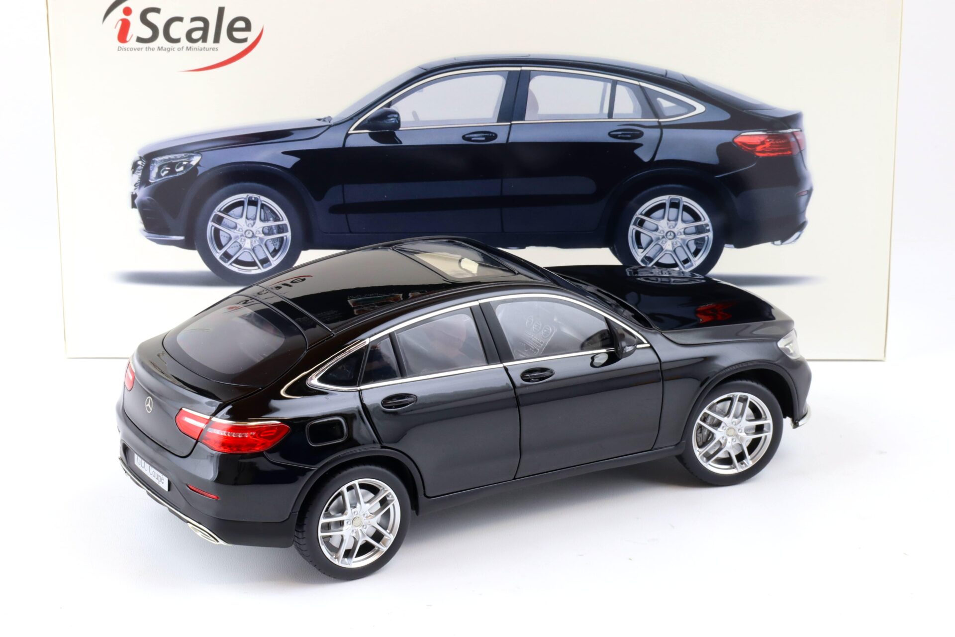 1:18 iScale Mercedes GLC Coupe X253 SUV black 2015