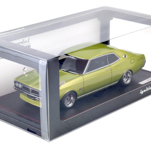 1:18 Ignition Model IG3011 Nissan Laurel 2000SGX (C130) green metallic + engine