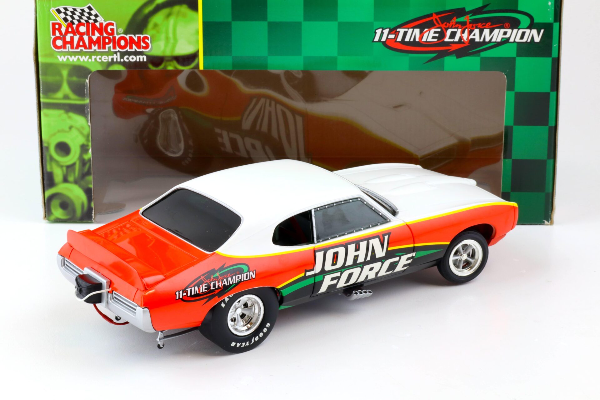 1:18 ERTL 1969 Pontiac GTO Funny Car John Force 1/4 Mile 11-Time Champion