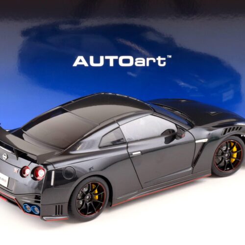 1:18 AUTOart Nissan GT-R (R35) Nismo Special Edition 2022 Meteor flake black pearl 77504