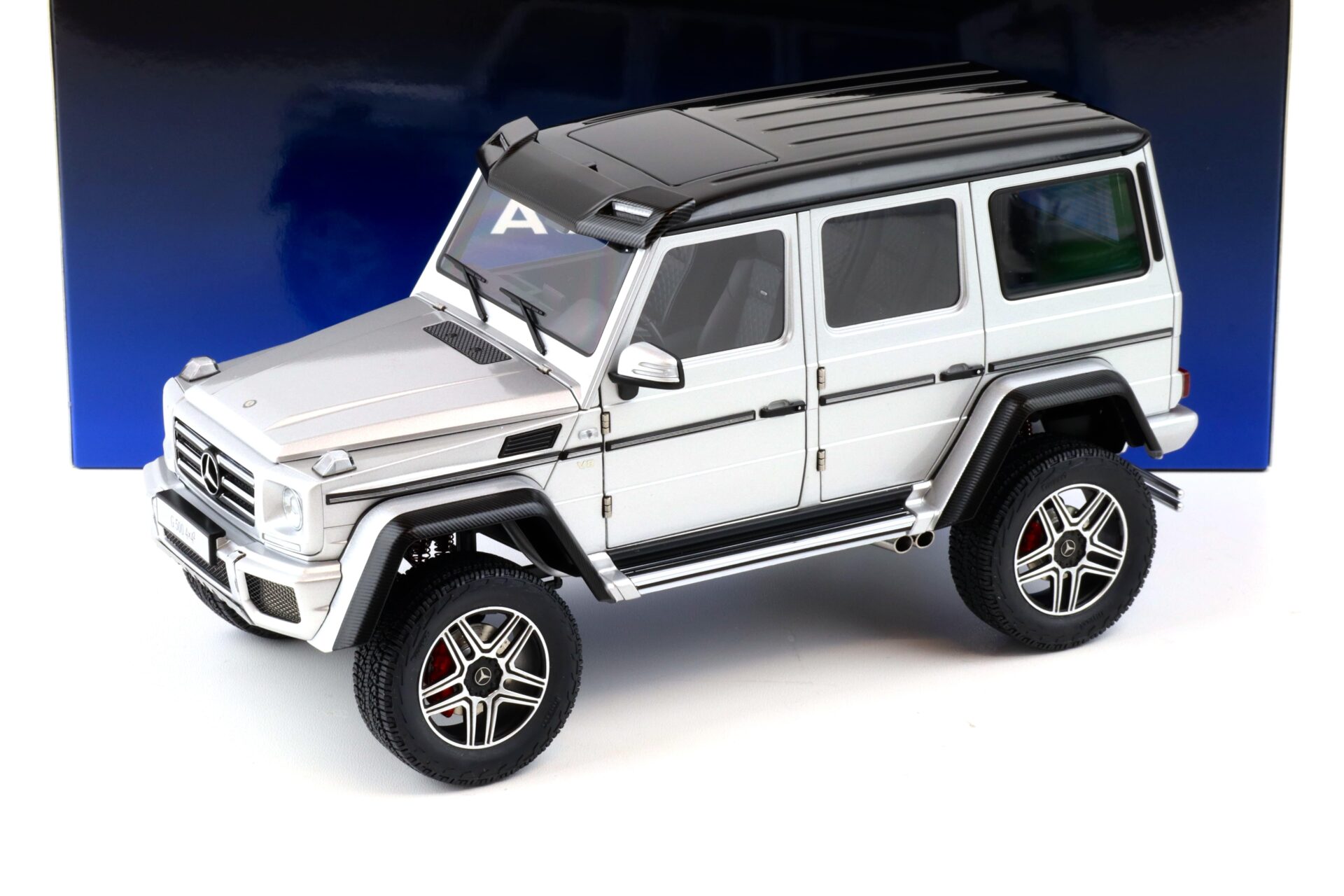 1:18 AUTOart Mercedes G500 4Ã4² G-Klasse silver metallic 76318