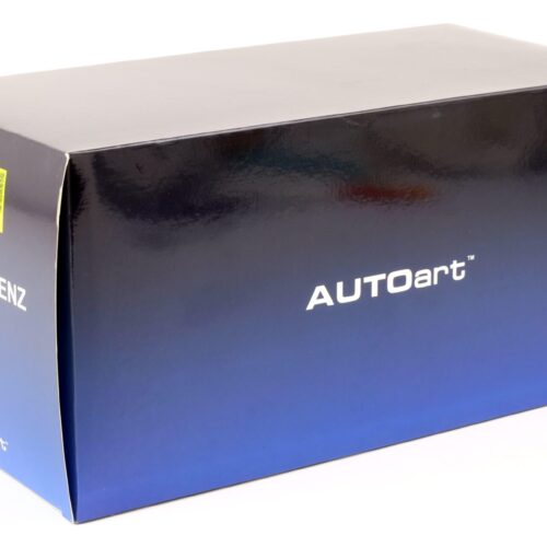 1:18 AUTOart Mercedes G500 4Ã4Â² G-Klasse silver metallic 76318