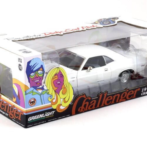 1:18 Greenlight 1970 Dodge Challenger R/T Coupe white Run with the Dodge Scat Pack