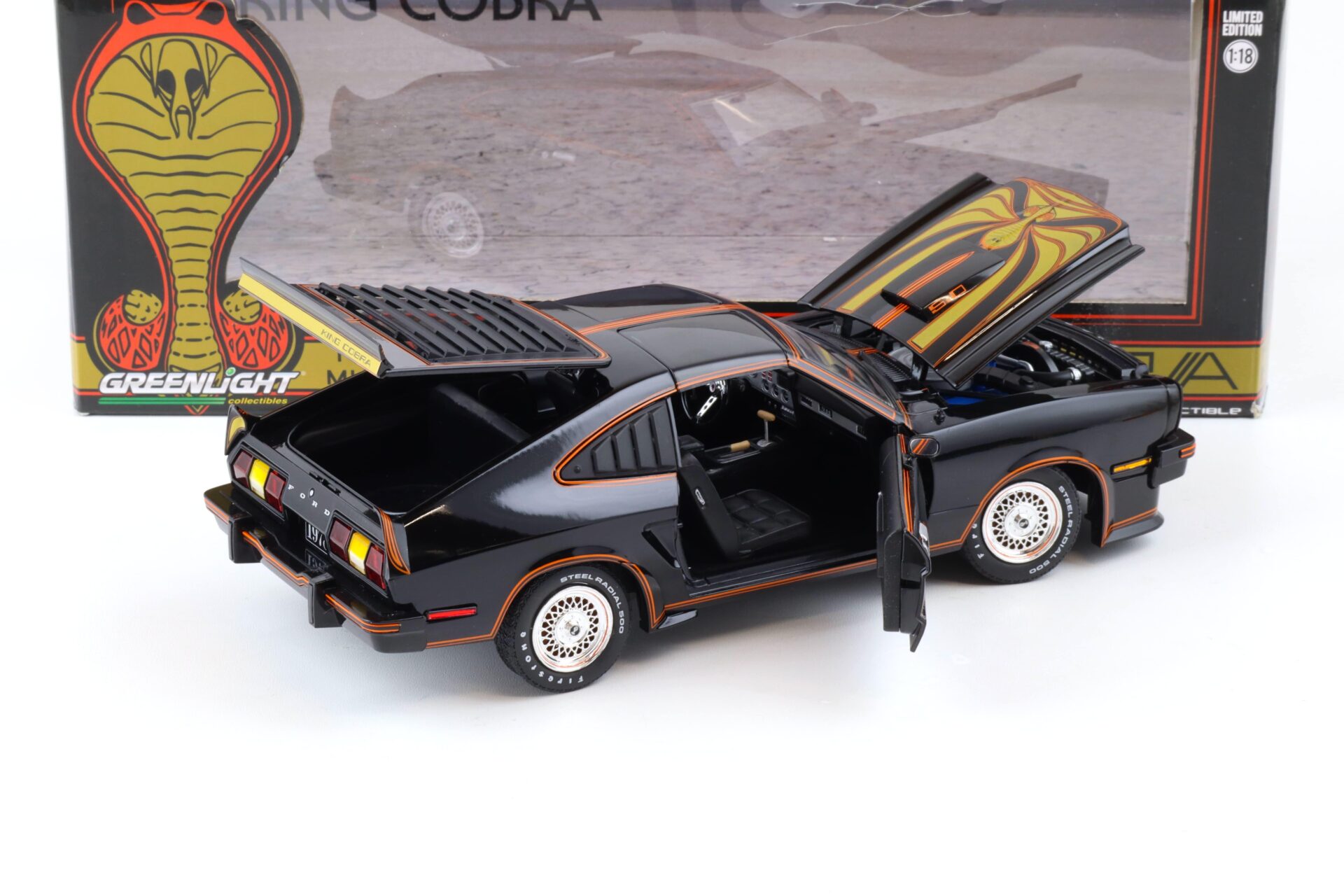 1:18 Greenlight 1978 Ford Mustang II KING COBRA black 12878