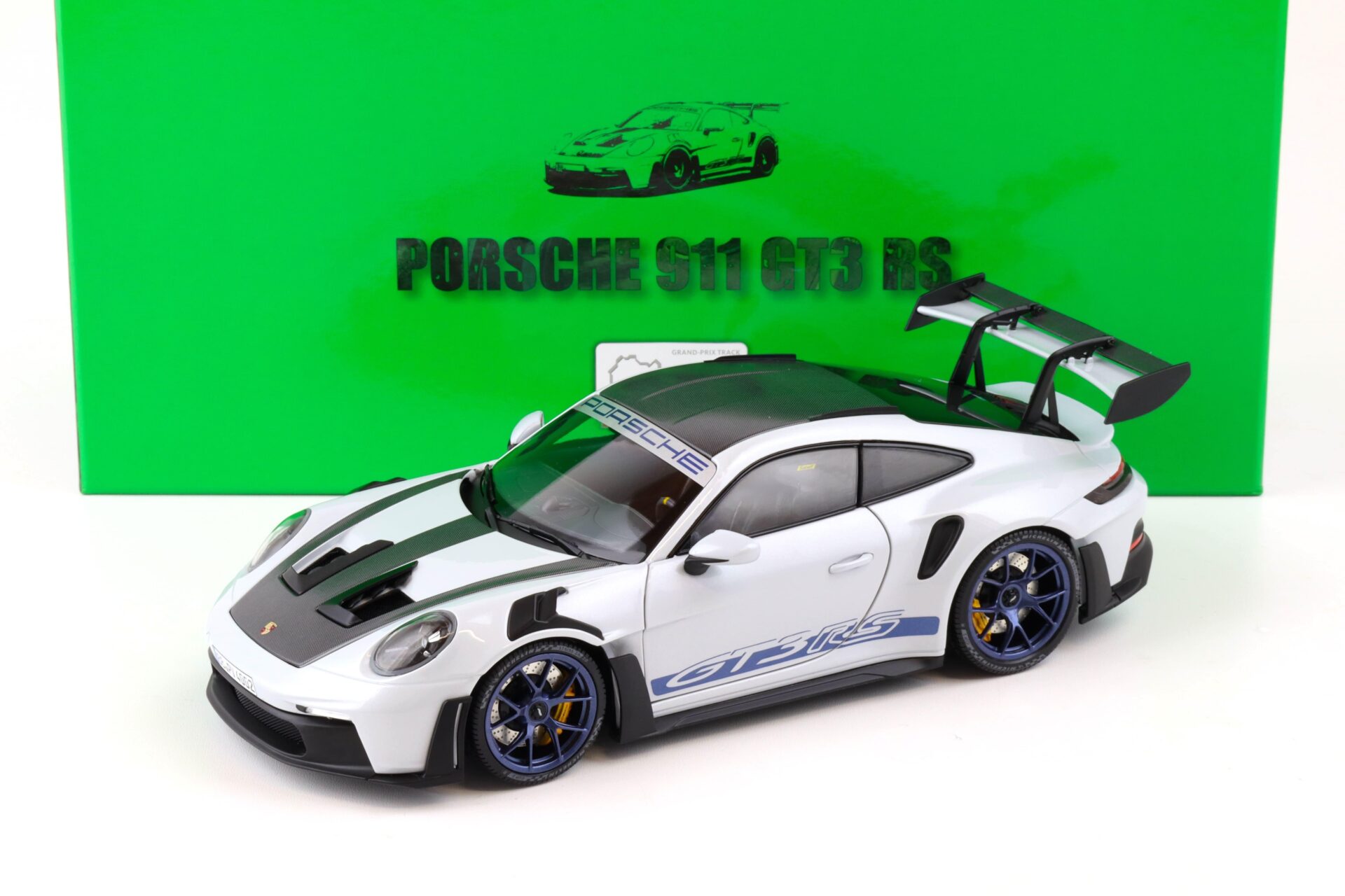 1:18 Minichamps Porsche 911 (992) GT3 RS Weissach Package Nürburgring grey