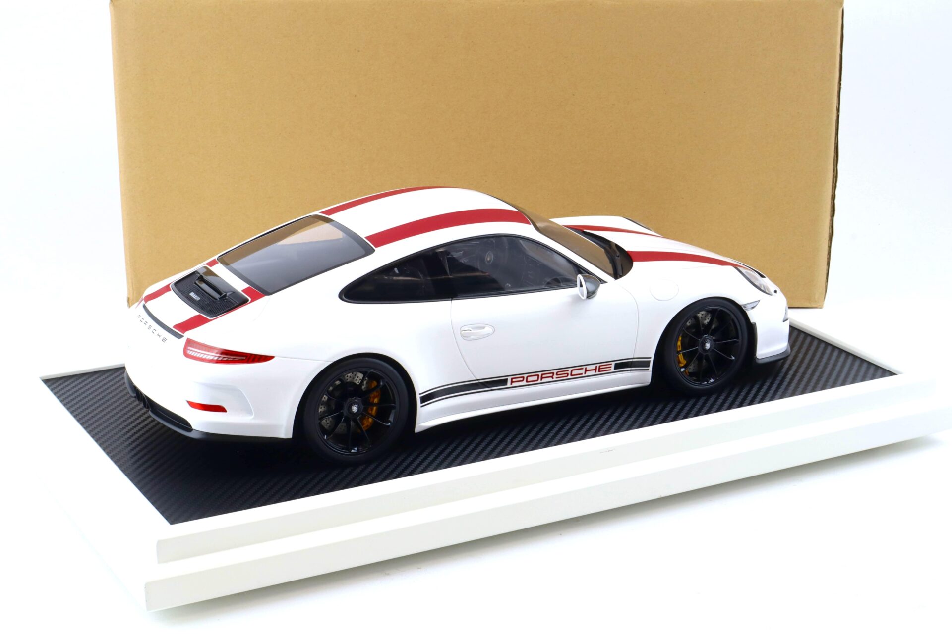 1:12 Spark Porsche 911 (991) R white/ red WAX02200004 DEALER VERSION