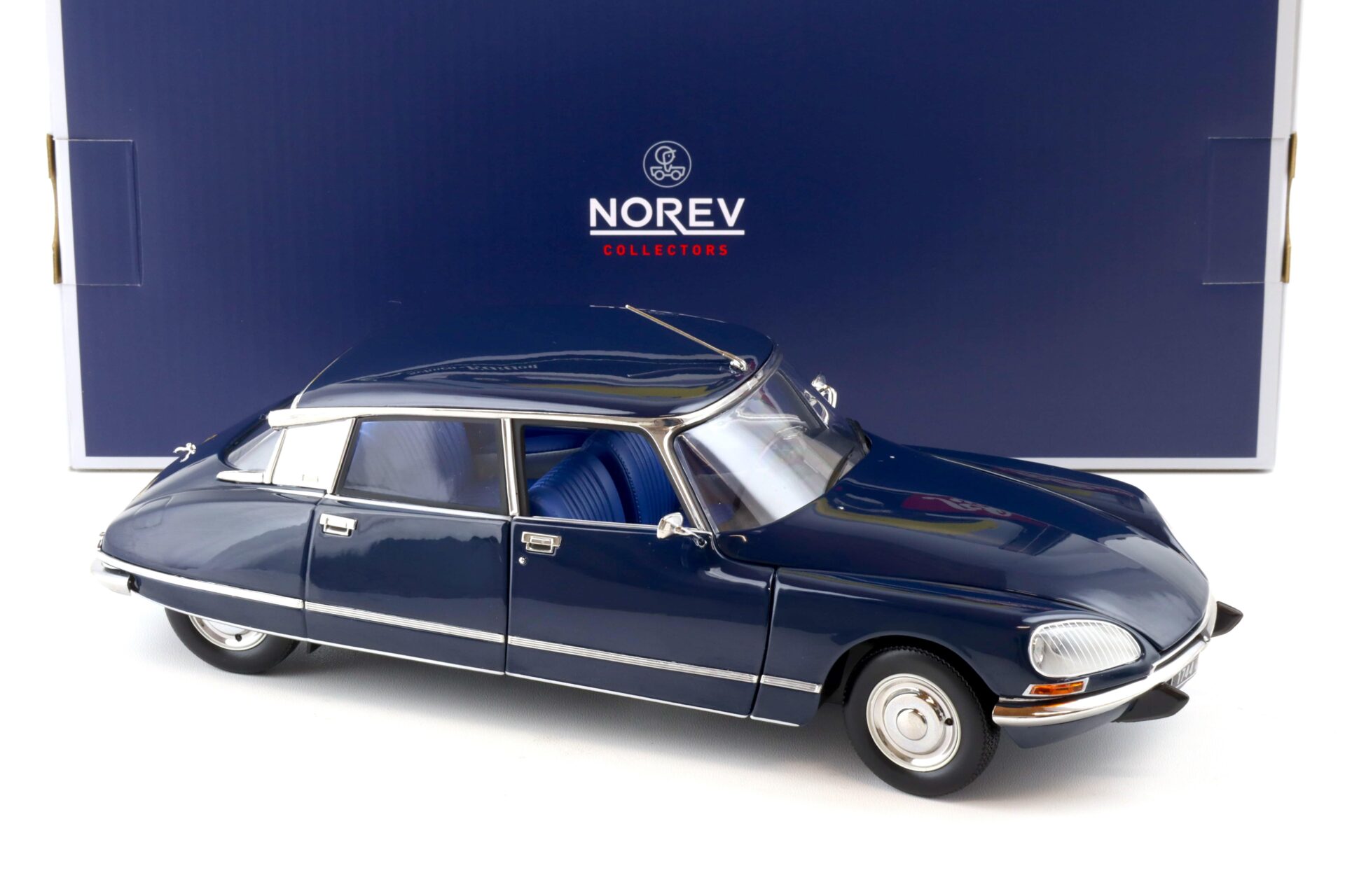 1:18 Norev Citroen DS 23 Pallas 1974 Orient blue 181723