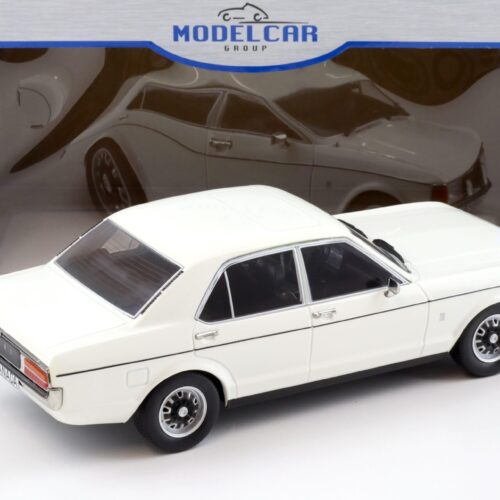 1:18 MCG Ford Granada 2.0 MK1 Limousine 1975 white