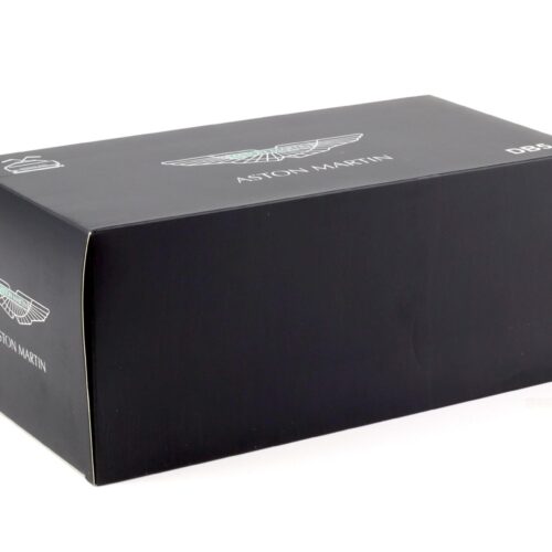 1:18 XiaoGuang Model 1965 Aston Martin DB5 Coupe silver - leather seats