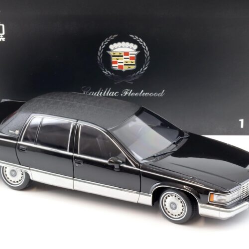 1:18 XiaoGuang Model 1993 Cadillac Fleetwood Brougham Limousine black- leather seats - Image 2