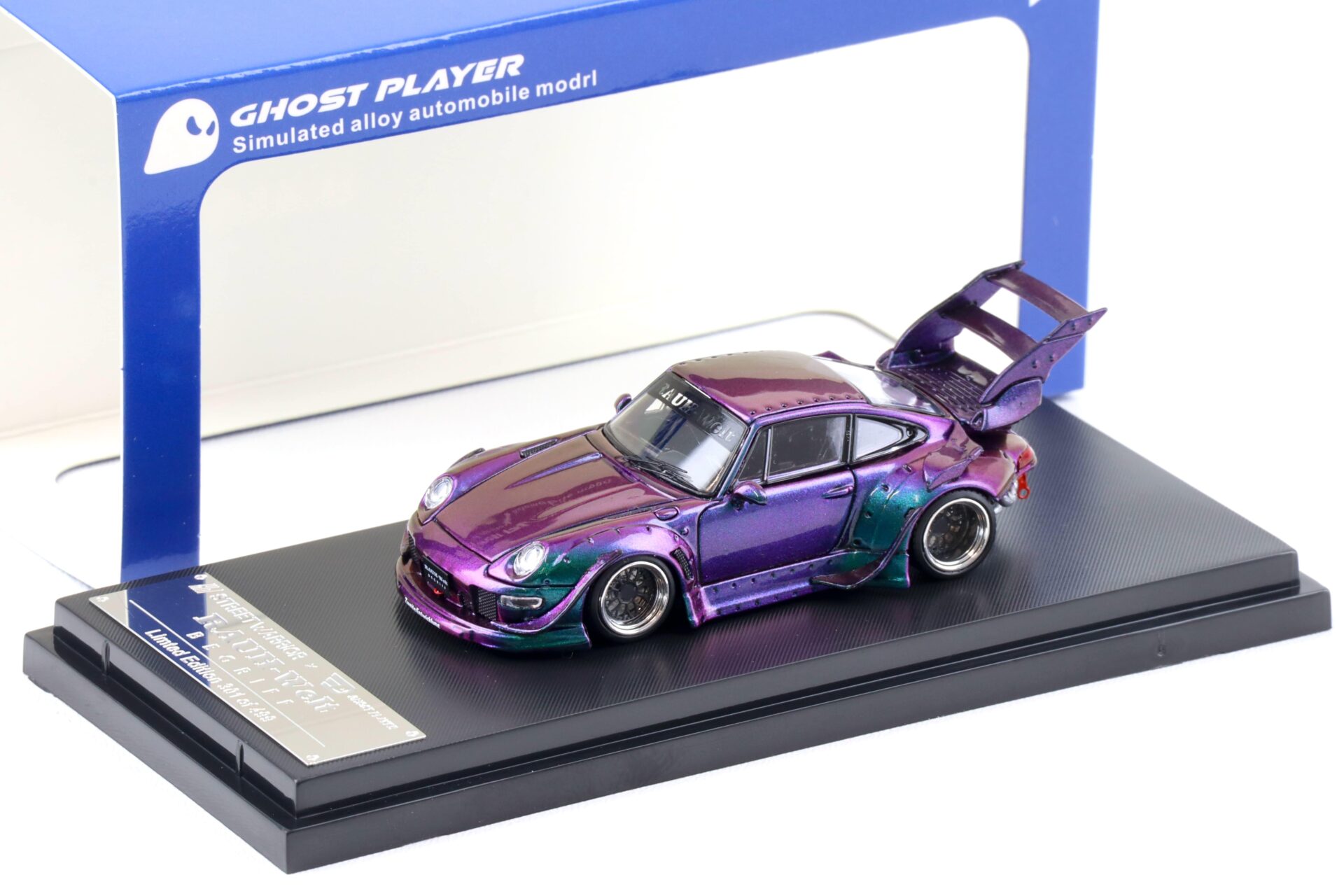 1:64 Street Warrior Porsche 911 993 RWB Ghost Player Chameleon - Limited 500 pcs.