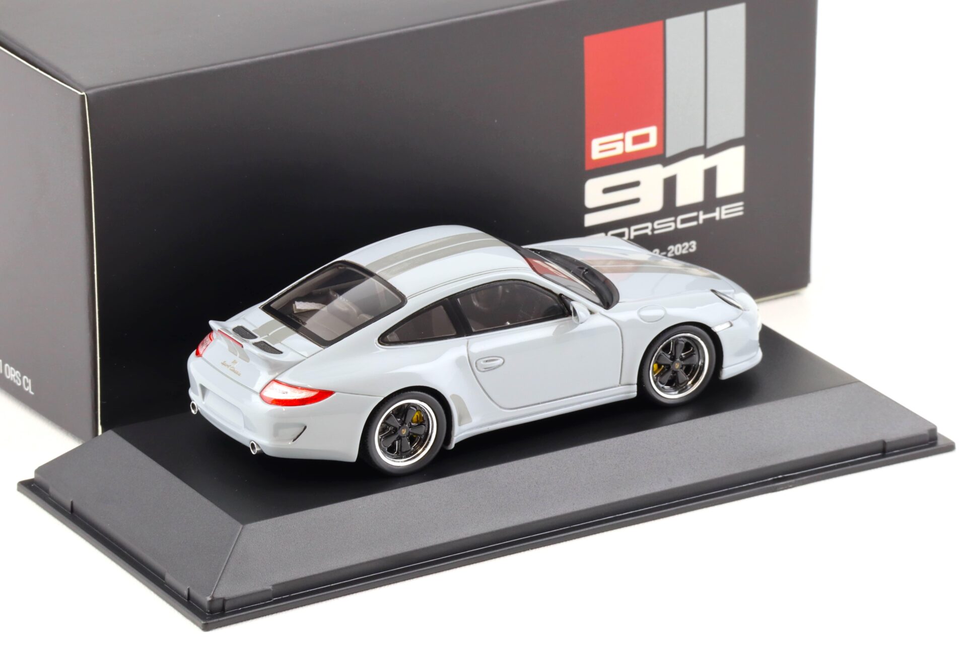 1:43 Spark Porsche 911 997 Sport Classic Coupe grey WAP DEALER