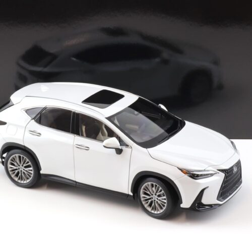 1:18 Kyosho Lexus NX 450h+ SUV 2022 Sinic Quartz white Diecast/ full openings 08968Q
