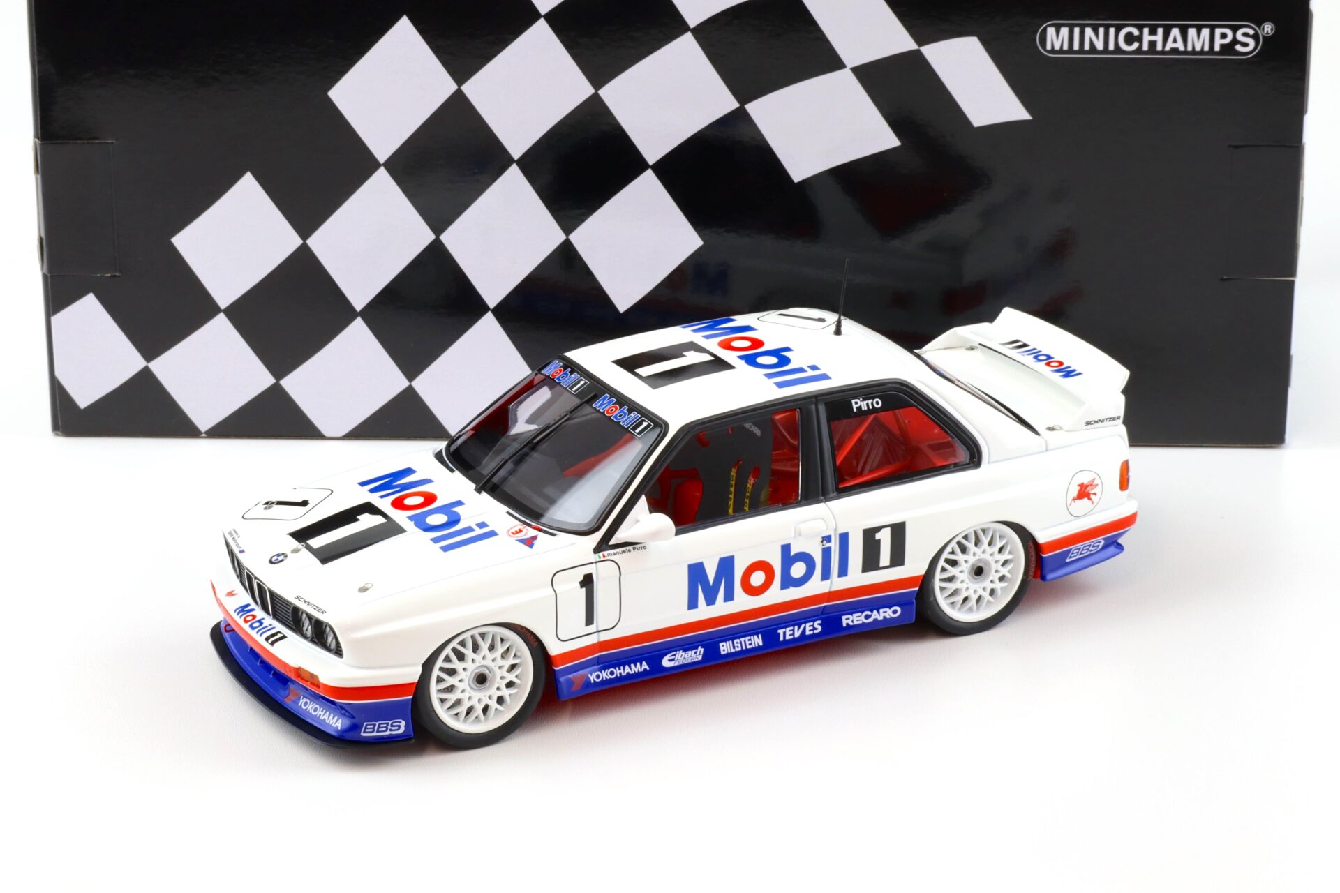 1:18 Minichamps BMW M3 E30 Pirro #1 Winner Macau Guia Race 1992 Mobil 1