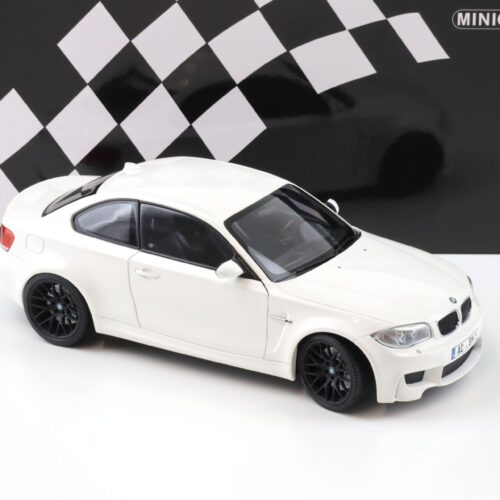 1:18 Minichamps BMW 1 Series M Coupe E82 white 2011 - Image 2