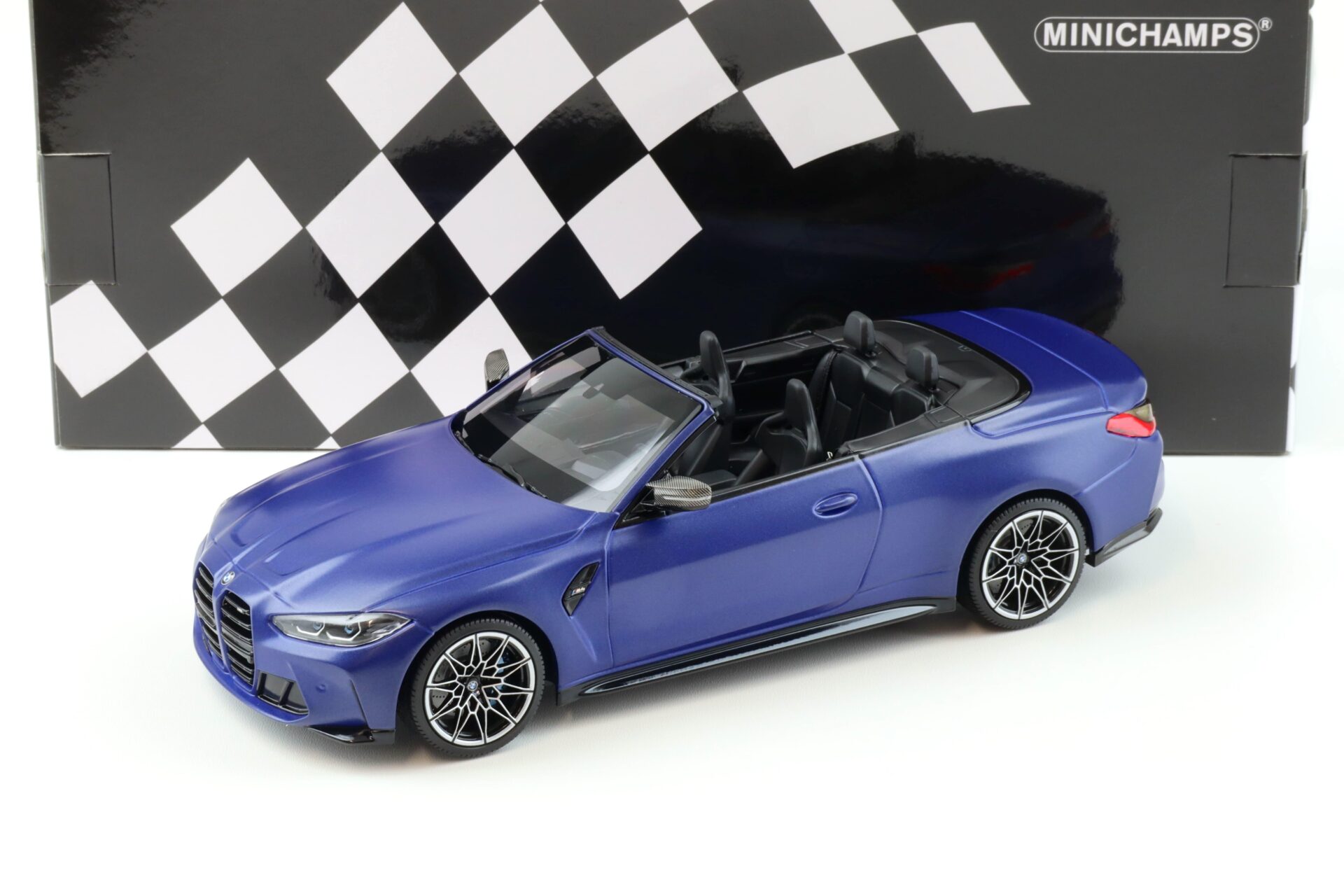 ID 91412 orig.jpg 1:18 Minichamps BMW M4 Convertible (G83) matt blue metallic 2020