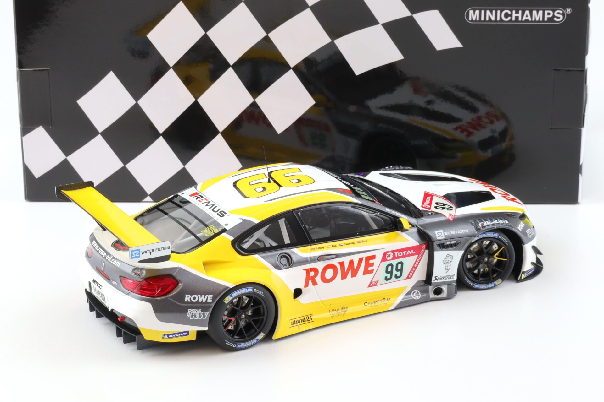 1:18 Minichamps BMW M6 GT3 ROWE Racing Winners 24h Nürburgring 2020 Sims #99