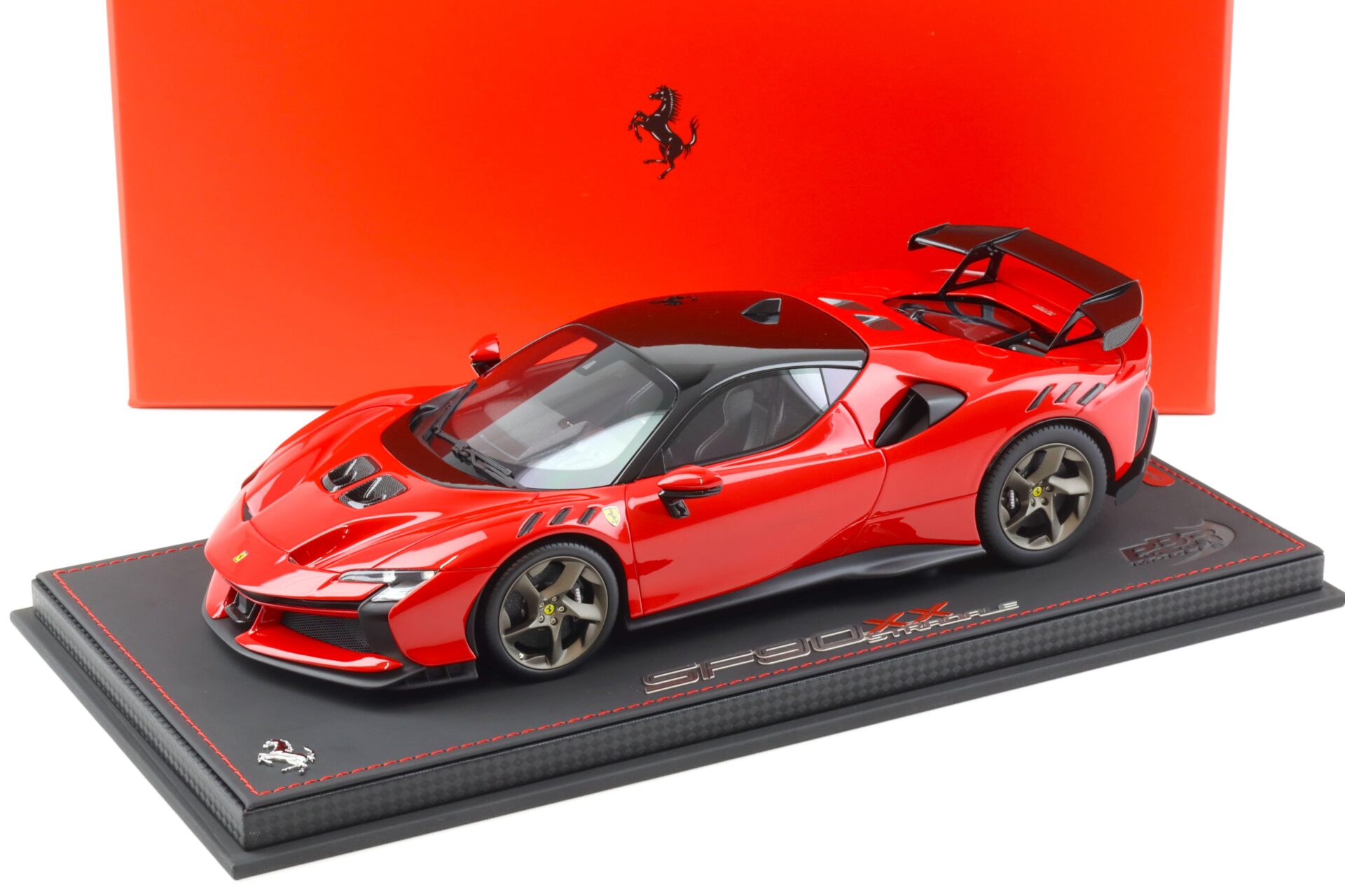 1:18 BBR Ferrari SF90 XX Stradale Rosso Corsa 322 red - Limited 370 pcs.