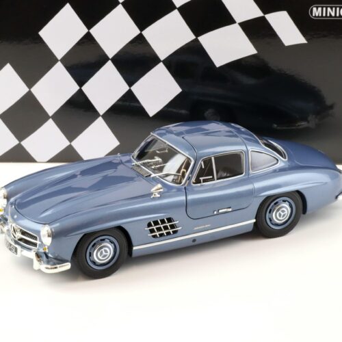 1:18 Minichamps Mercedes 300SL W198 Gullwing 1955 light blue metallic