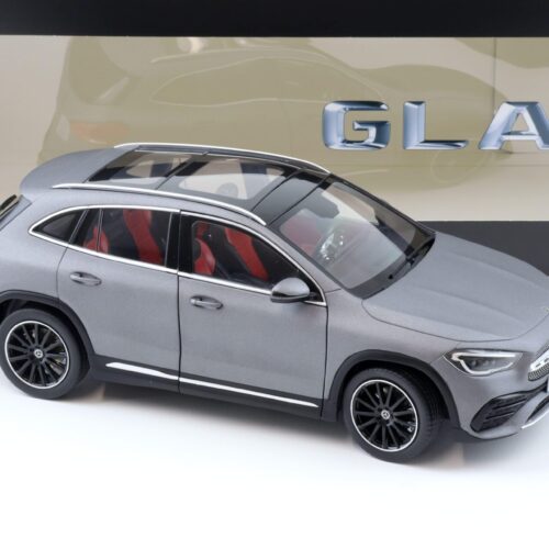1:18 Z-Models Mercedes GLA AMG Line H247 mountain grey magno 2020 DEALER VERSION