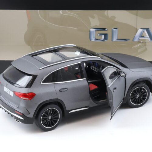 1:18 Z-Models Mercedes GLA AMG Line H247 mountain grey magno 2020 DEALER VERSION