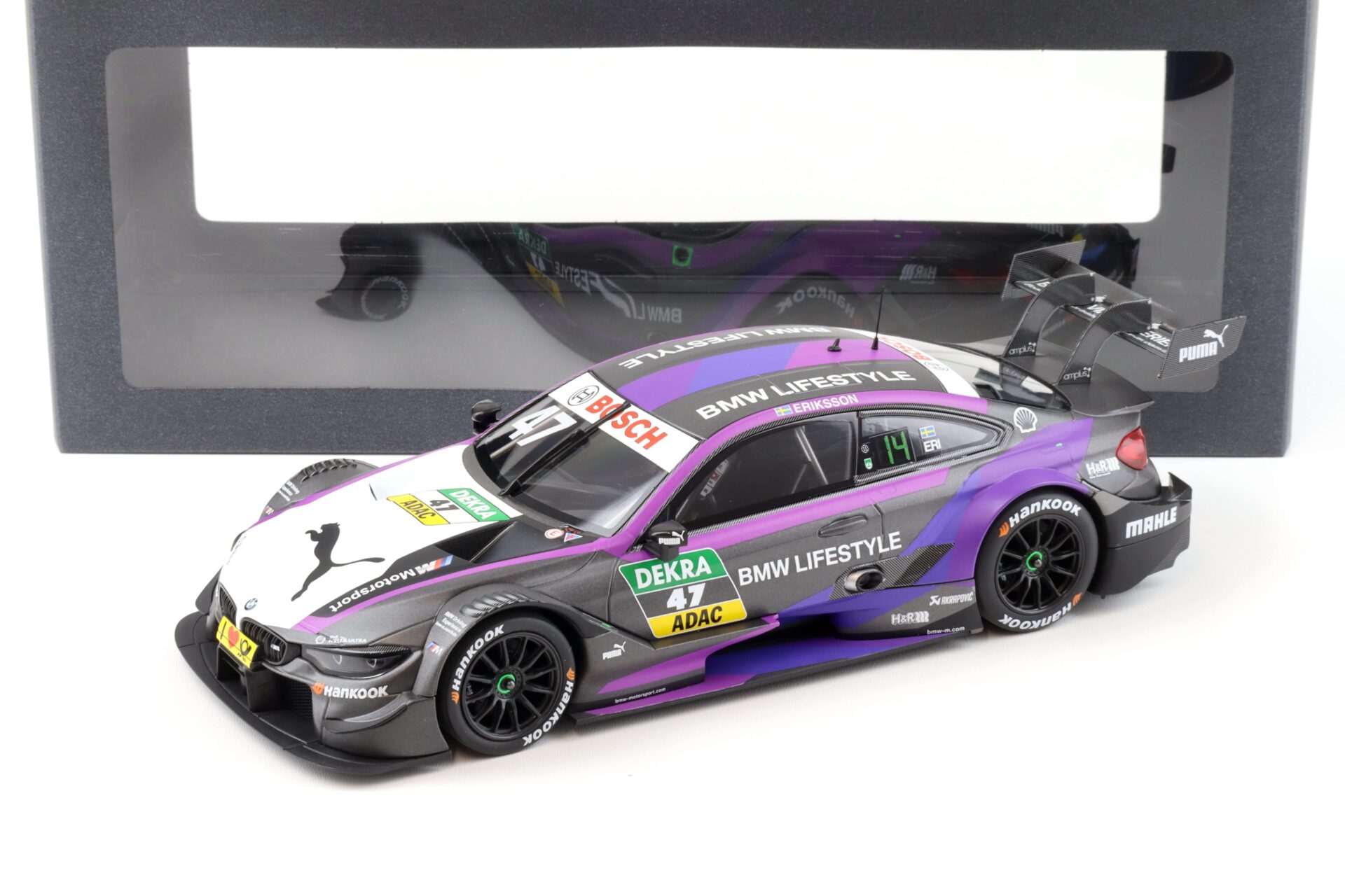 1:18 Minichamps BMW M4 DTM 2018 Eriksson #47 BMW Lifestyle DEALER VERSION