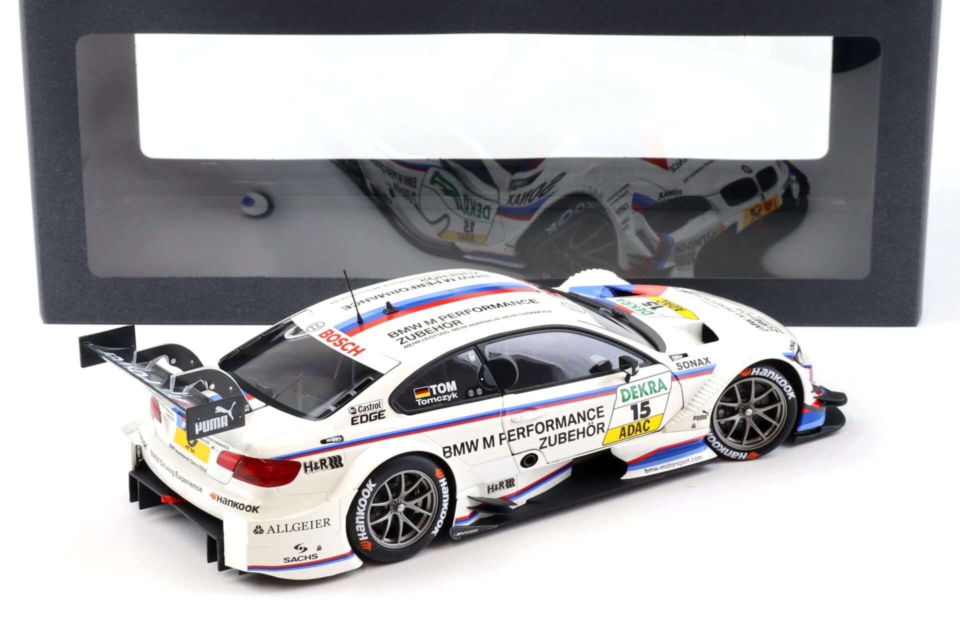 1:18 Minichamps BMW M3 E92 DTM 2013 Tomczyk #15 white DEALER VERSION