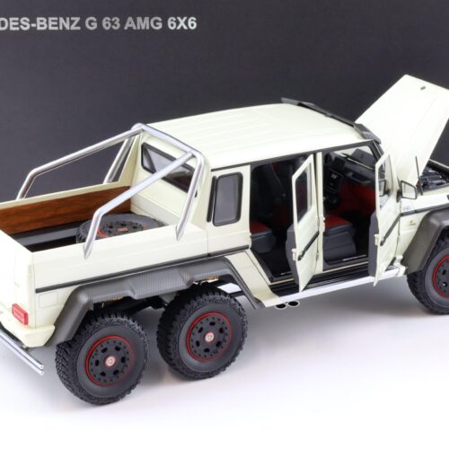1:18 AUTOart 2013 Mercedes G63 AMG 6x6 Designo Diamond white 76307