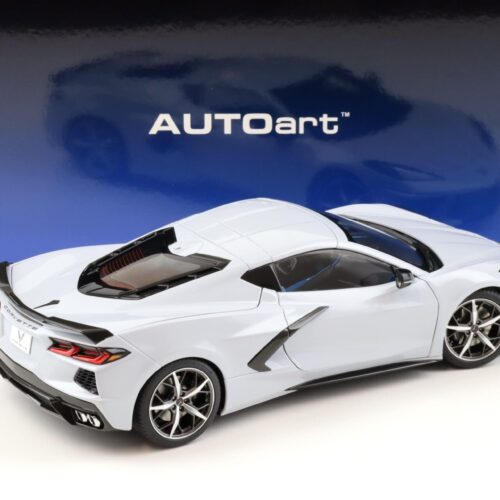 1:18 AUTOart Chevrolet Corvette C8 Stingray Z51 Ceramic Matrix grey metallic 2020