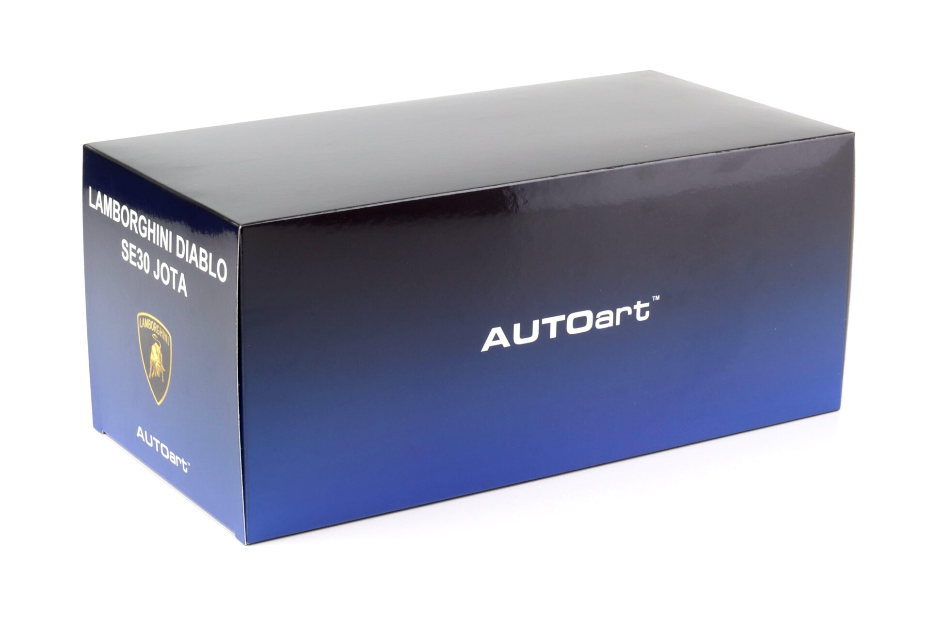 1:18 AUTOart Lamborghini Diablo SE30 JOTA 1995 Impact white 79145