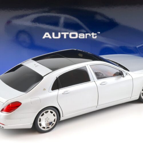 1:18 AUTOart Mercedes - Maybach S-Klasse S600 Limousine silver 76292