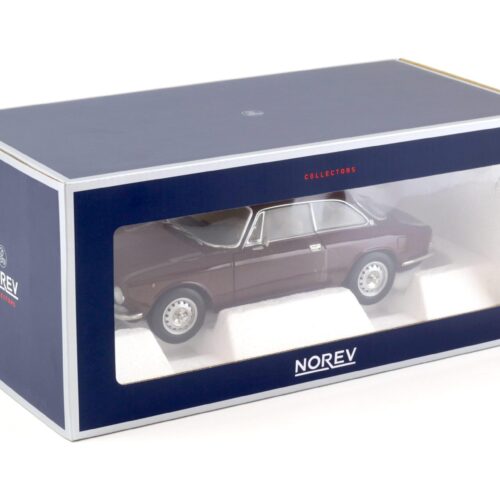 1:18 Norev Alfa Romeo 2000 GTV Coupe 1973 Maroon - Image 5
