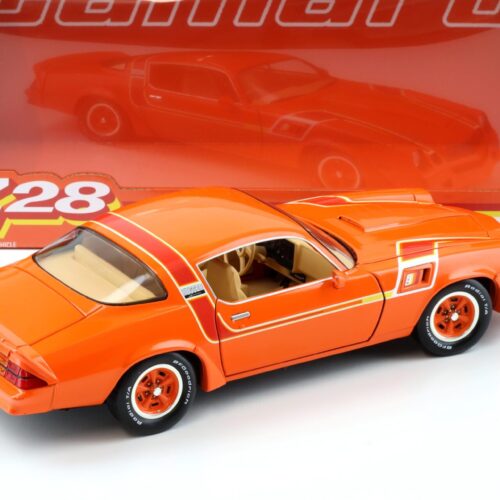 1:18 Greenlight 1980 Chevrolet Camaro Z28 Coupe Hugger Edition orange