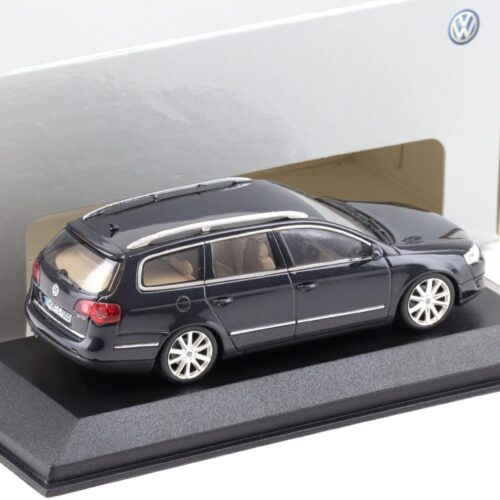 1:43 Minichamps VW Passat B6 Variant black 2005 DEALER VERSION