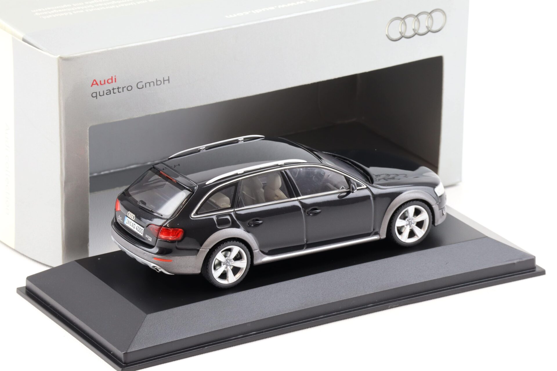 1:43 Schuco Audi A4 Allroad Avant Phantom black 2009 DEALER VERSION