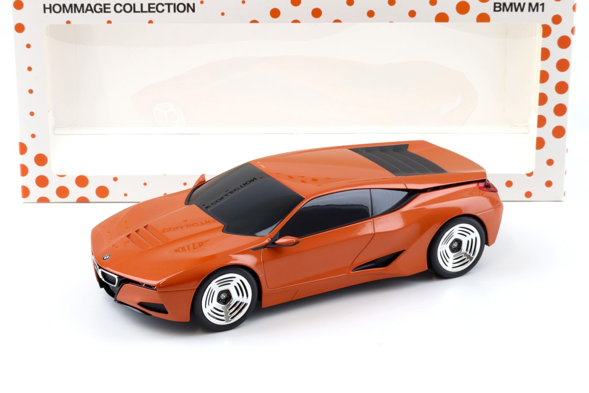 1:18 Norev BMW M1 Hommage orange metallic Hommage Collection DEALER VERSION