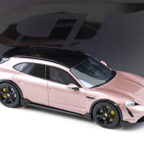 1:18 GT Spirit GT440 Porsche Taycan Turbo S Cross Turismo 2022 Frozen Berry metallic
