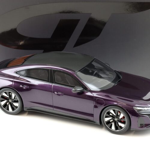 1:18 GT Spirit GT392 Audi RS E-TRON GT Velvet violet 2021