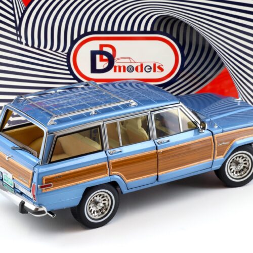1:18 DD-Models Jeep Grand Wagoneer 1991 Spinnaker blue/ wood DO00101