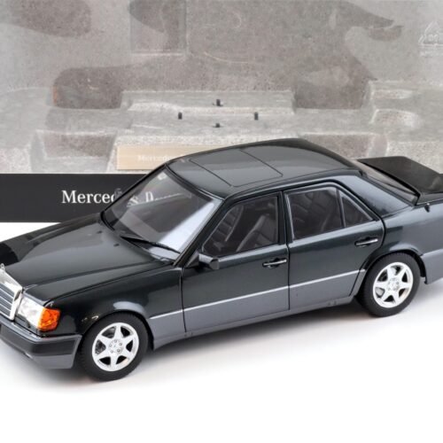 1:18 Norev Mercedes 500 E W124 5.0 V8 Limousine blue-black met. DEALER VERSION
