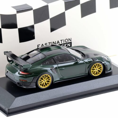 1:43 Minichamps Porsche 911 (991.II) GT2 RS British Racing green/ gold wheels