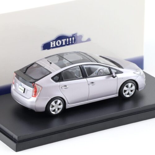 1:43 Ebbro Toyota Prius Moonroof light purple Mica metallic 2012