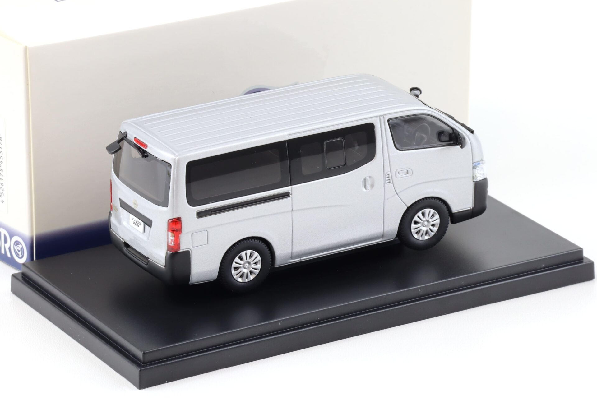 1:43 Ebbro Nissan NV350 Caravan Van DX 2012 silver metallic