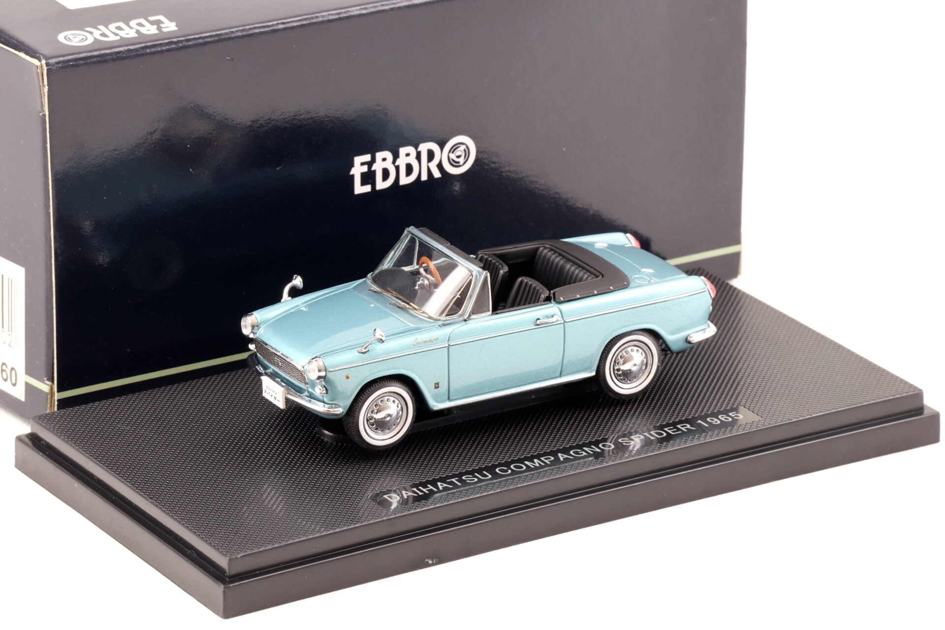 ID 93606 orig.jpg 1:43 Ebbro Daihatsu Compagno Spider 1965 blue